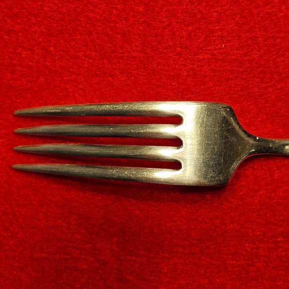 1847 Rogers Bros Silver-Plate Silverware - Lot of 11 Dinner Forks w/Silvercloth - Picture 8 of 15